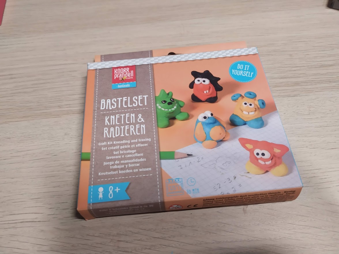 Modelovací gumovací hmota Farma