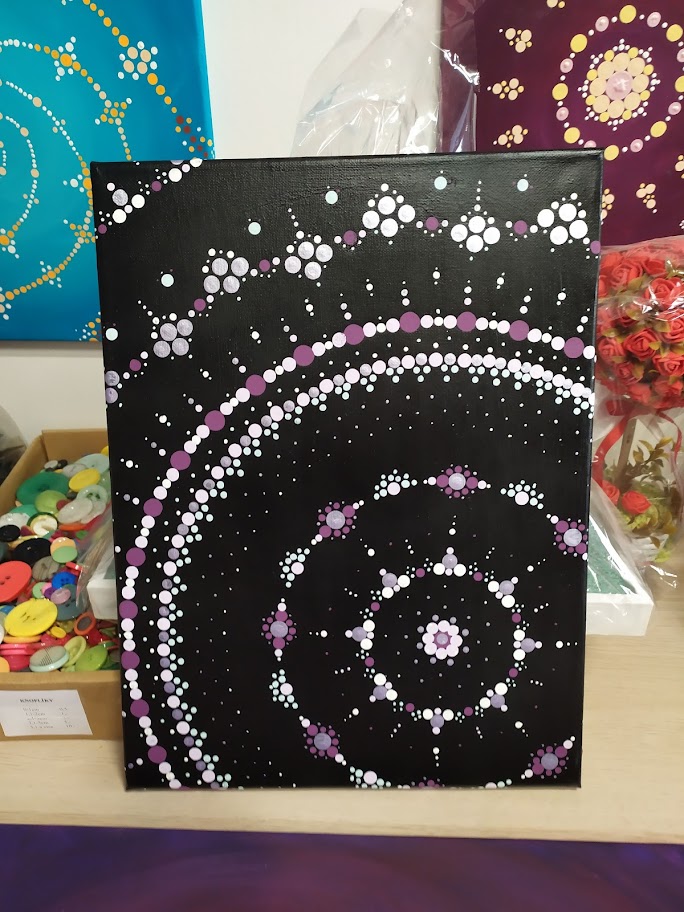 Tečkovaná mandala - levandulová
