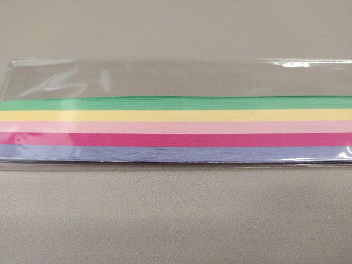 Proužky na quilling 250ks