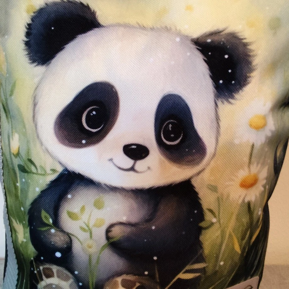 Kabelka Tyché - Panda v tichu louky