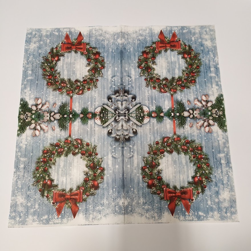 Ubrousek 33x33cm - Věnec na dřevě