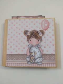 Scrapbookové album - narození dívky